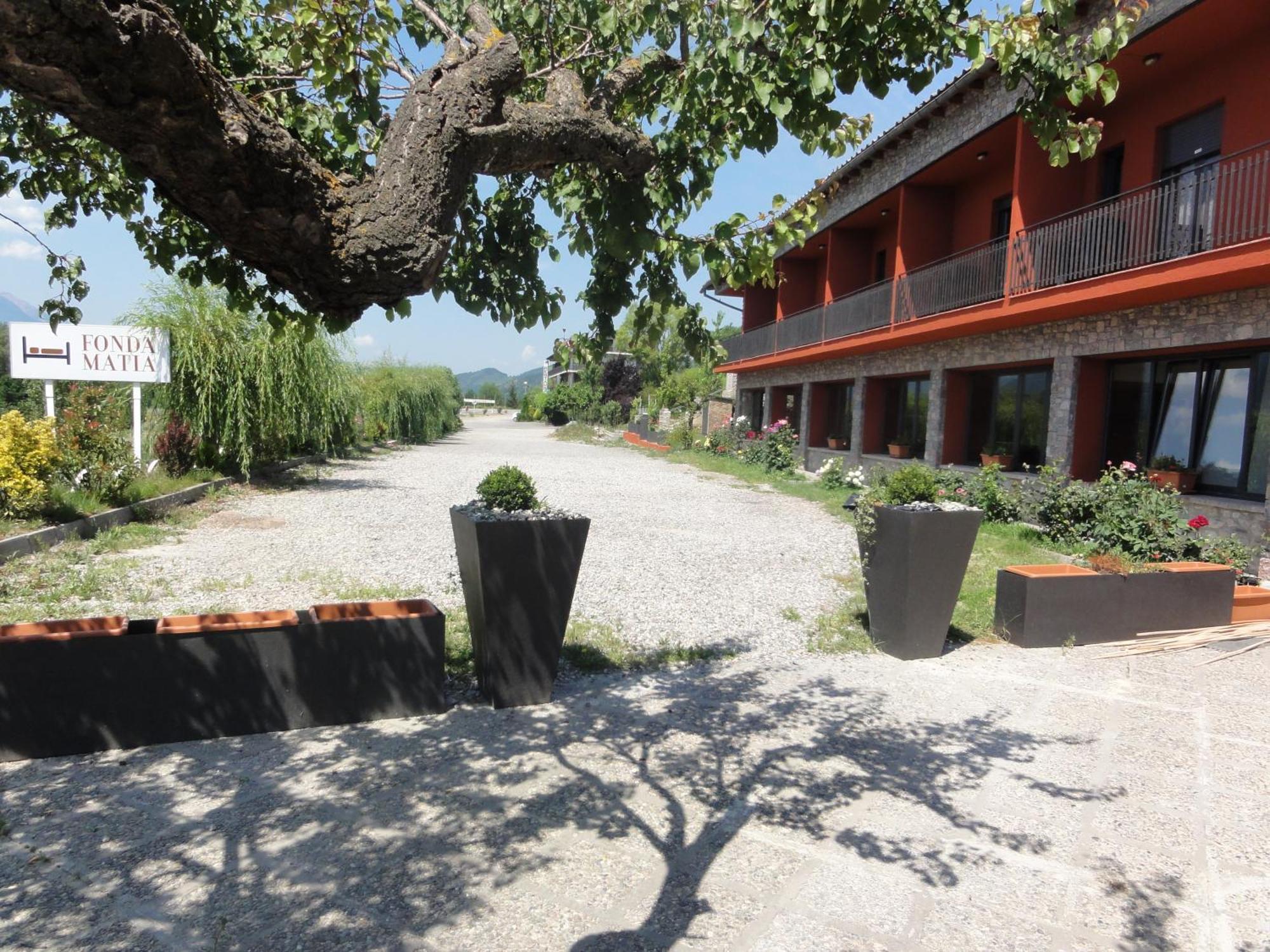 Hotel Fonda Matía Bellver de Cerdanya Exterior foto